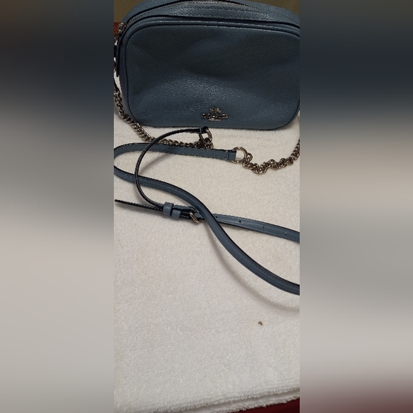 COPY - Coach Crossbody, medium size and blue. - Picture 5 of 8